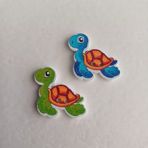 Houten knopen schildpadden 2 stuks
