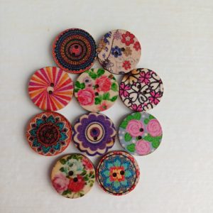 Houten knopen 10 stuks  nr 2