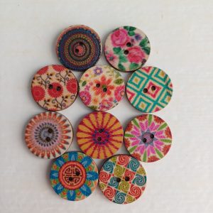 Houten knopen 10 stuks  nr 3