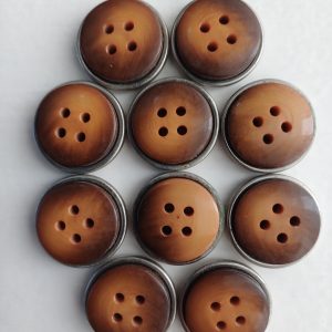 Bruine knopen 10 stuks