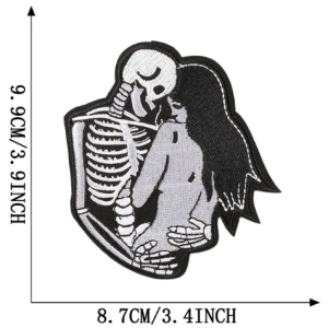 Skelet en vrouw applicatie