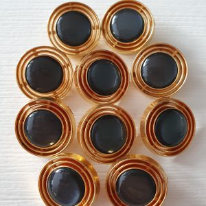 Blauwe knopen met goudkleurige rand 10 stuks