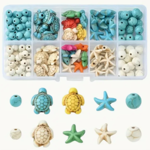 Doos met blauwe en witte kralen