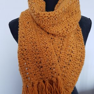 Gele sjaal met franjes