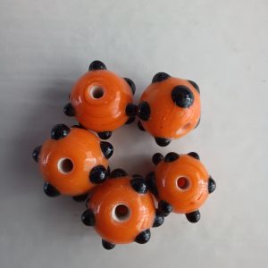 Oranje kralen 5 stuks