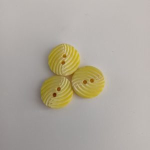Gele knopen 3 stuks