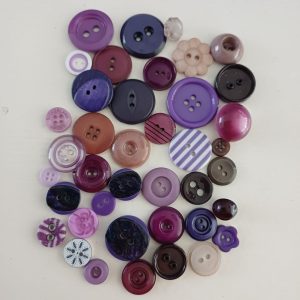 Paarse knopen 40 stuks
