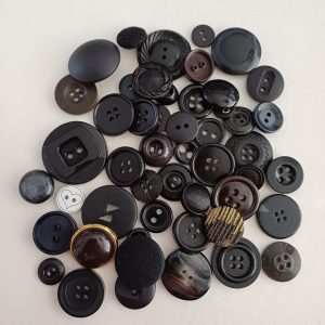 Zwarte knopen 50 stuks
