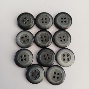 Grijze knopen 11 stuks