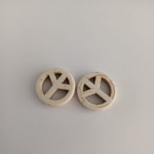 Witte kralen peace