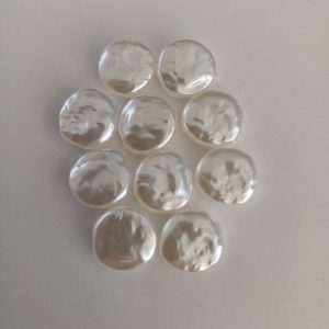 Witte parelmoer kralen 10 stuks