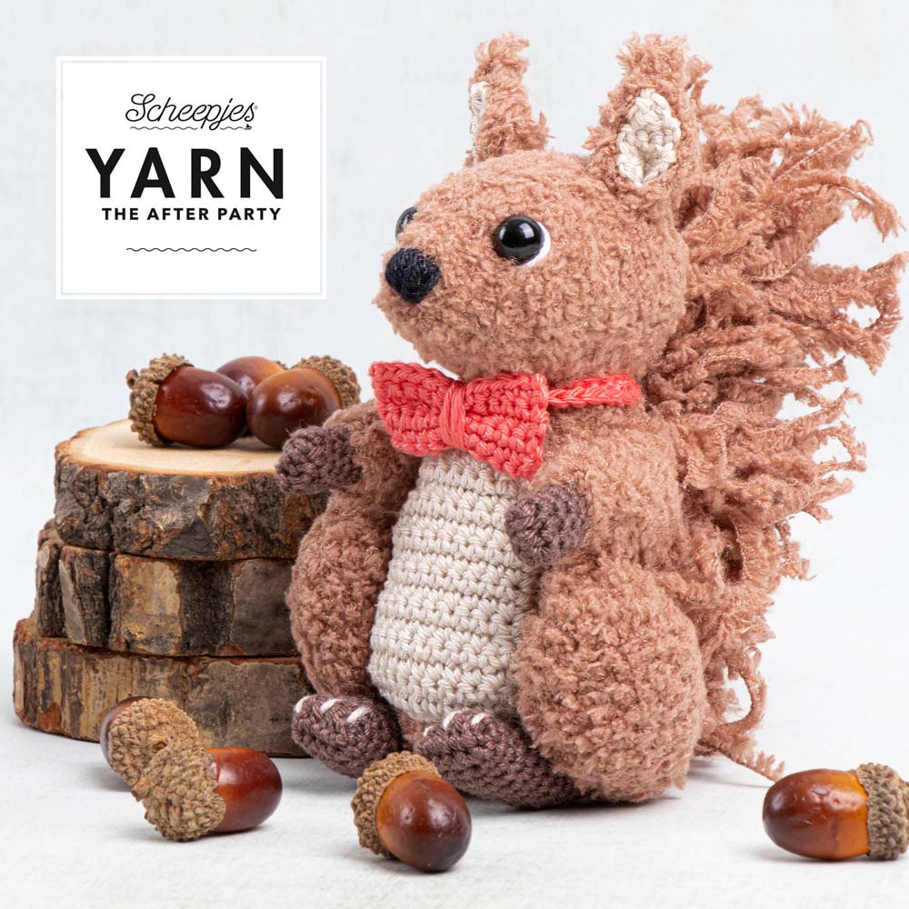 YARN The After Party nr.190 Zoey The Squirrel - Afbeelding 2